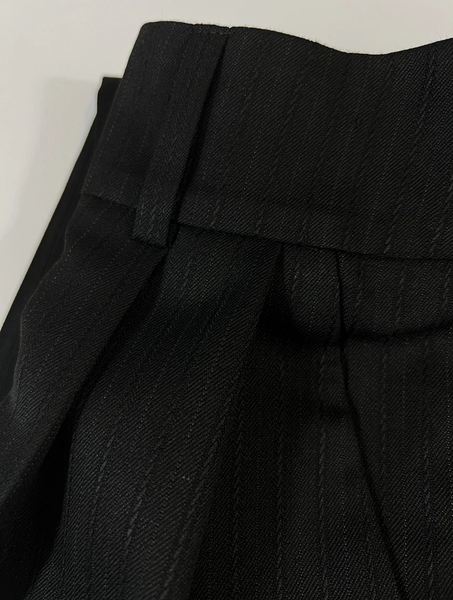 MADISON SCHWARZE HOSE